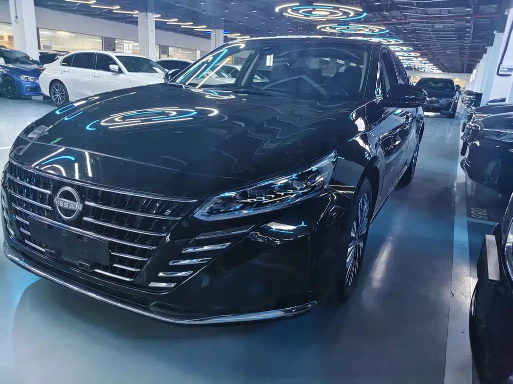 Nissan Teana 2025