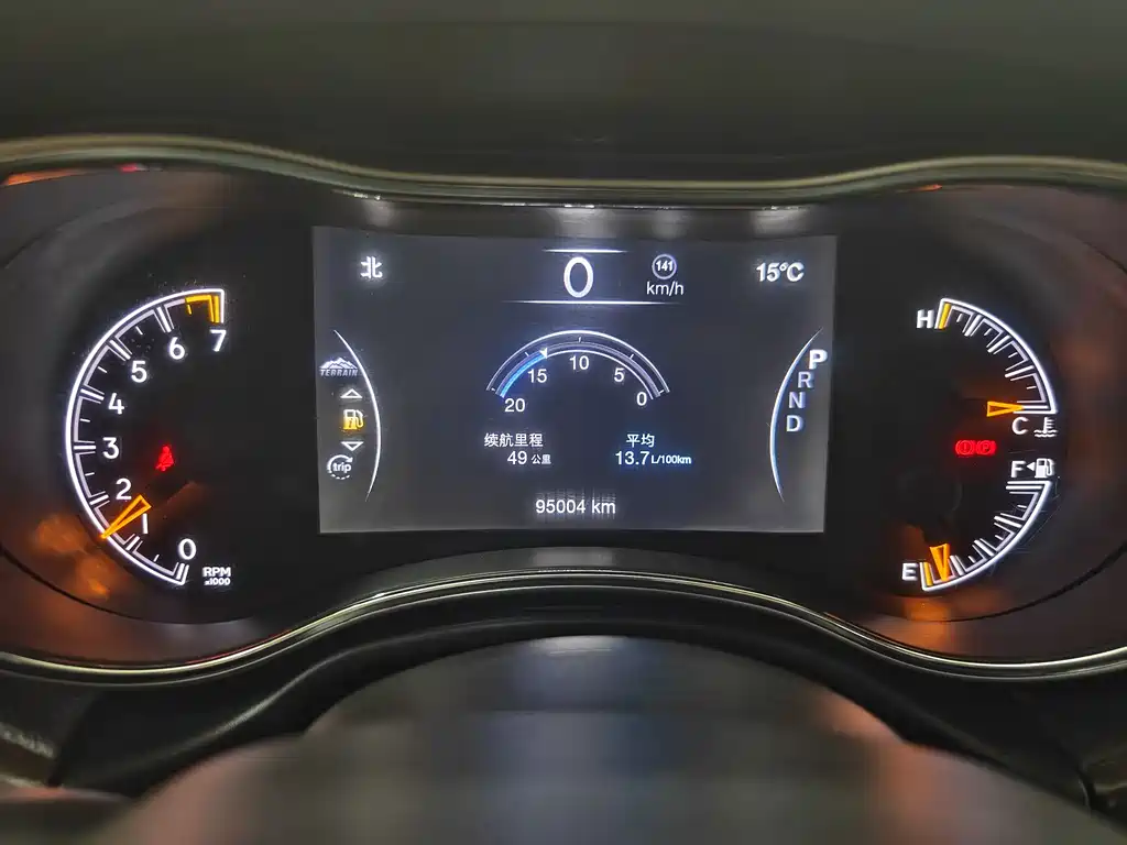 Jeep Grand Cherokee 2019 — фото 9