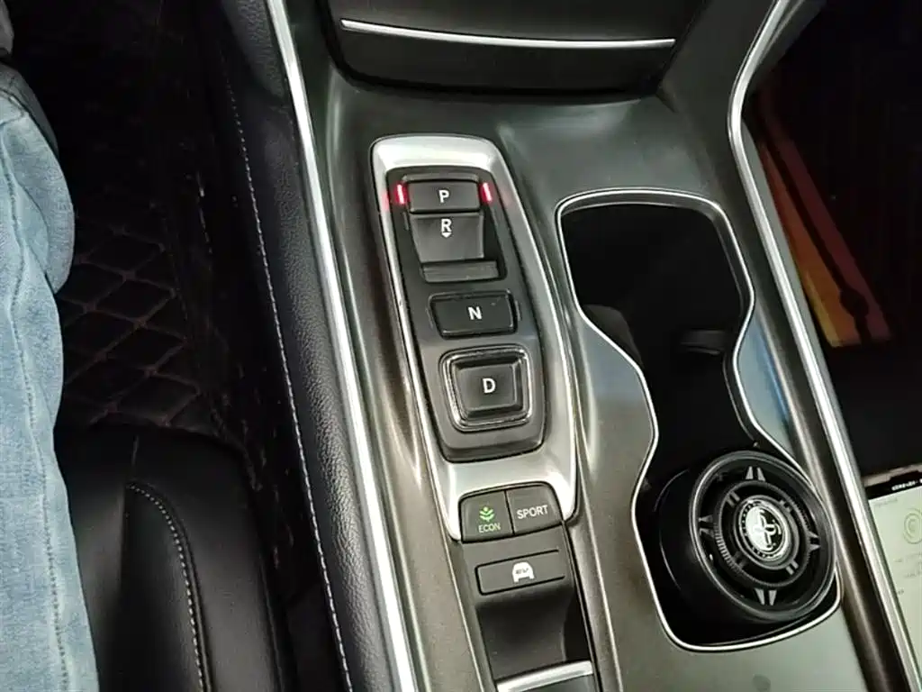 Honda Accord 2020 — фото 14