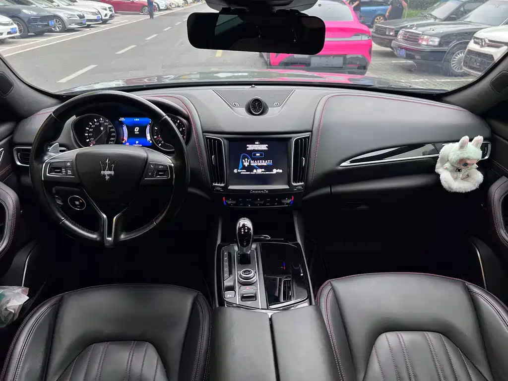 Maserati Levante 2017 — фото 9