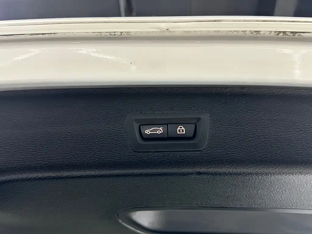 BMW X3 2017 — фото 19