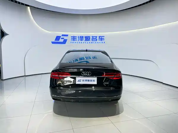 Audi A8 2016