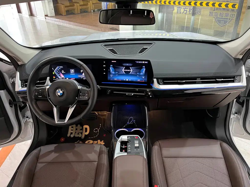 BMW X1 2024 — фото 11