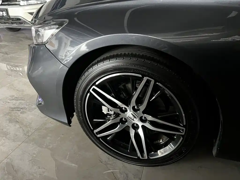 Honda Accord 2022 — фото 13