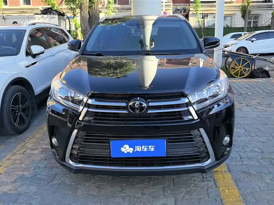 Toyota Highlander 2020 — фото 2