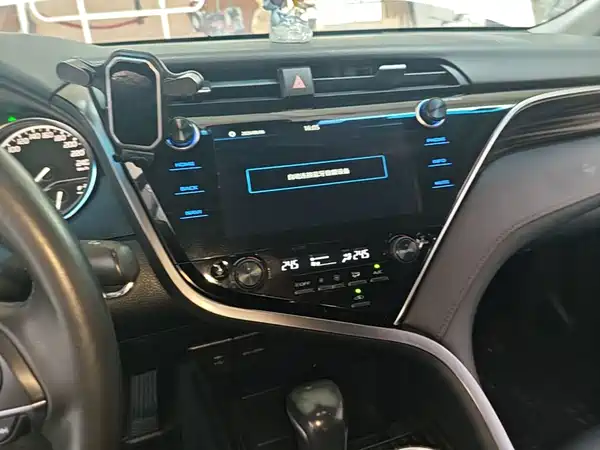 Toyota Camry 2019