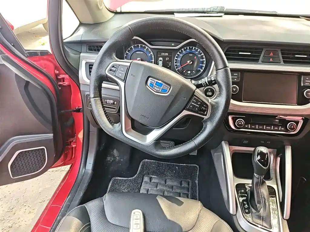 Geely Vision X3 2019 — фото 11