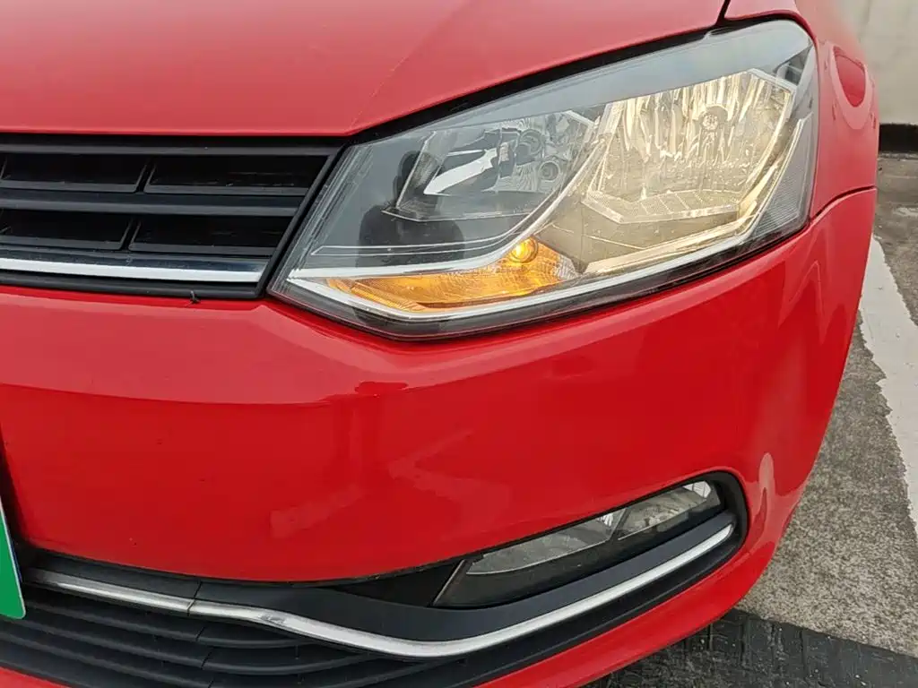 Volkswagen Polo 2015 — фото 24