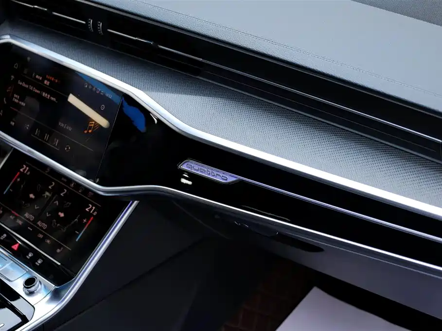 Audi S6 2020 — фото 23