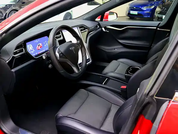 Tesla Model S 2017