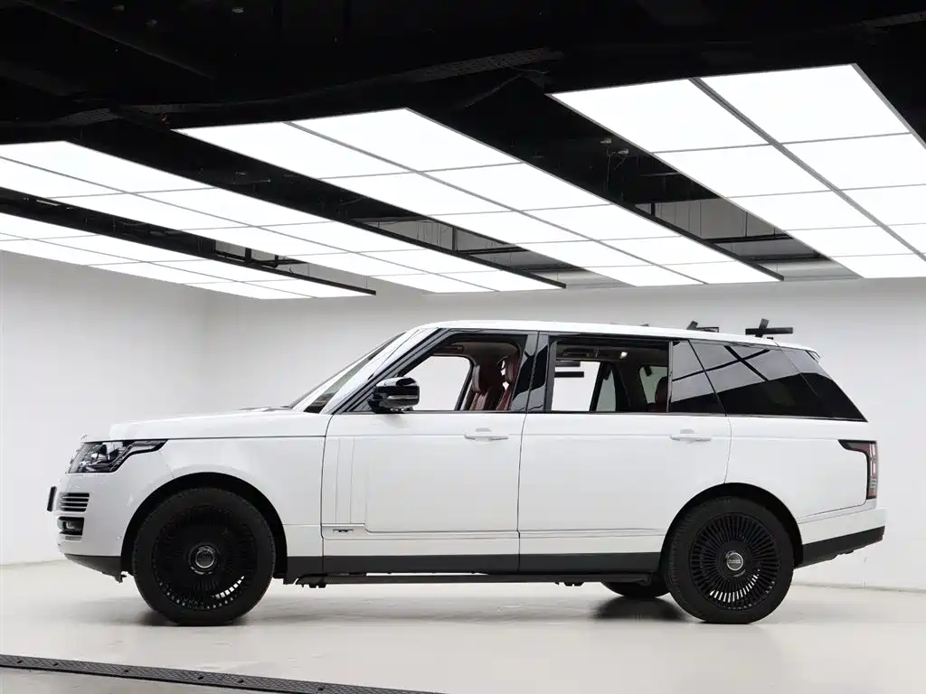 Land Rover Range Rover 2017 — фото 35