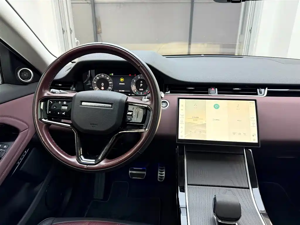 Land Rover Evoque 2024 — фото 17