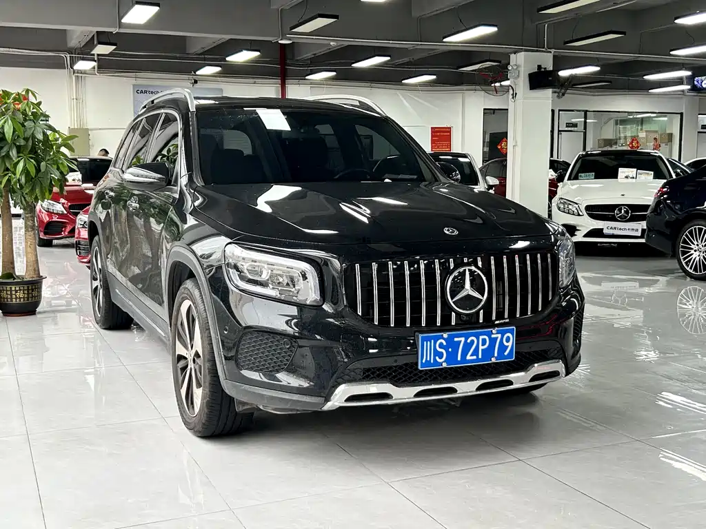 Mercedes-Benz GLB 2023 — фото 3