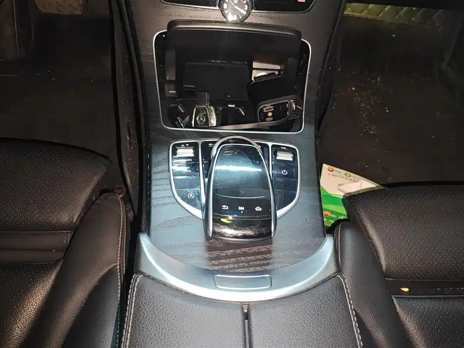 Mercedes-Benz C-Class 2018 — фото 16