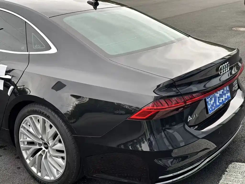 Audi A7L 2024