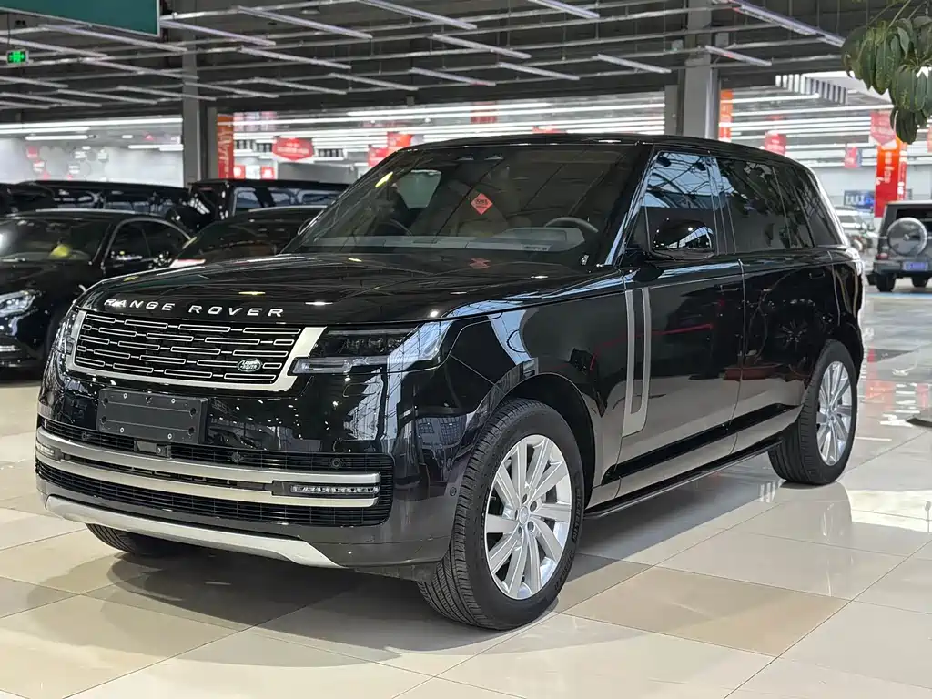 Land Rover Range Rover 2023 — фото 1
