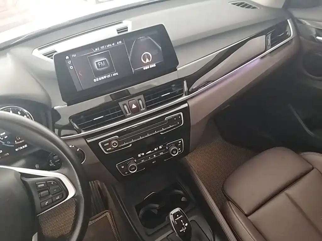 BMW X1 2020 — фото 13