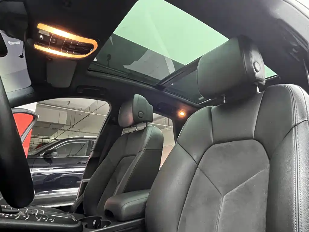 Porsche Macan 2016 — фото 18