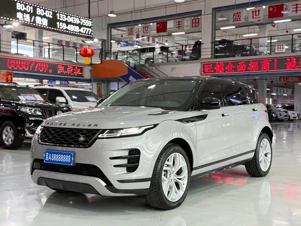 Land Rover Evoque 2022 — фото 1