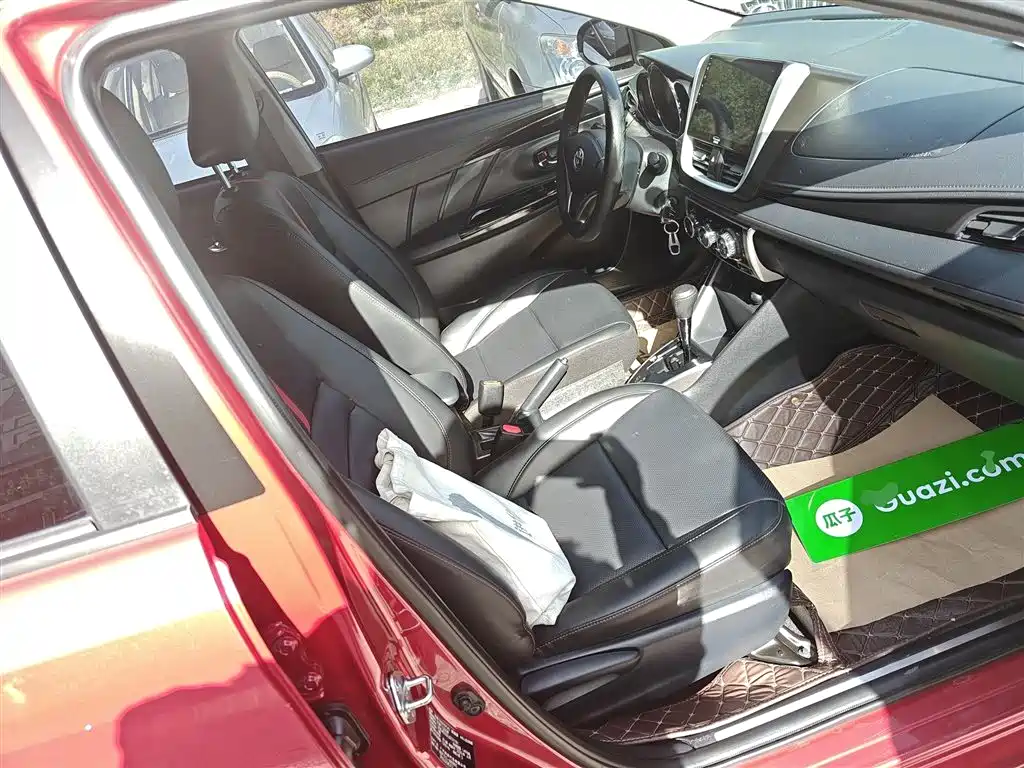 Toyota Yaris L 2020 — фото 20