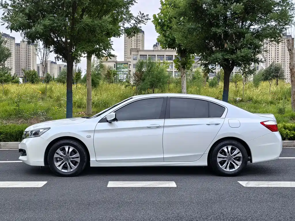 Honda Accord 2016 — фото 5