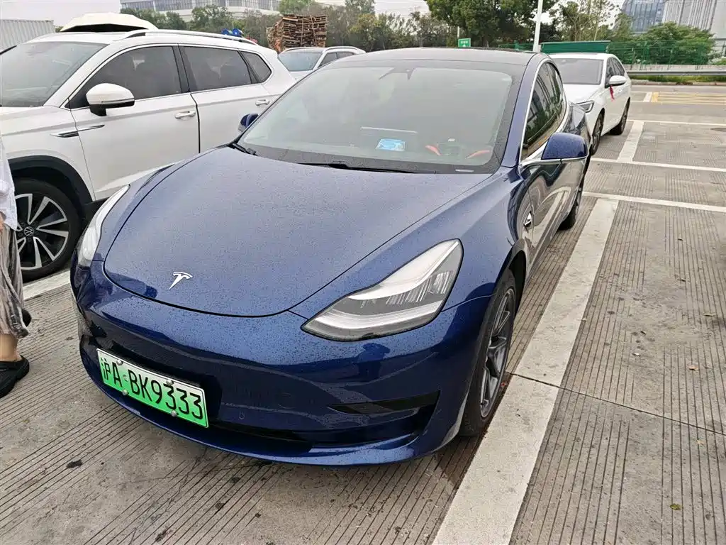 Tesla Model 3 2020 — фото 1