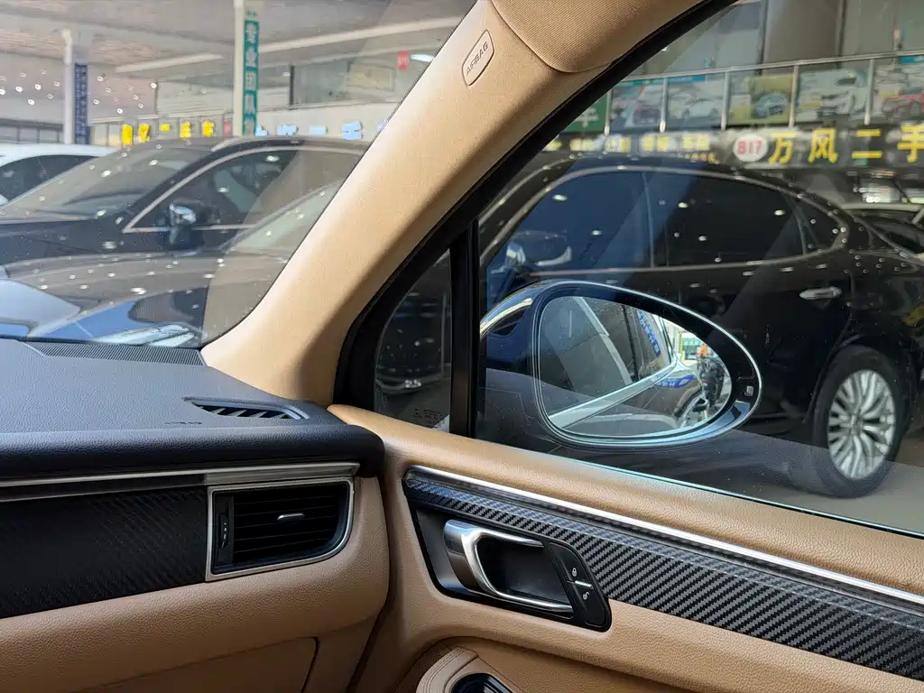 Porsche Macan 2015 — фото 9