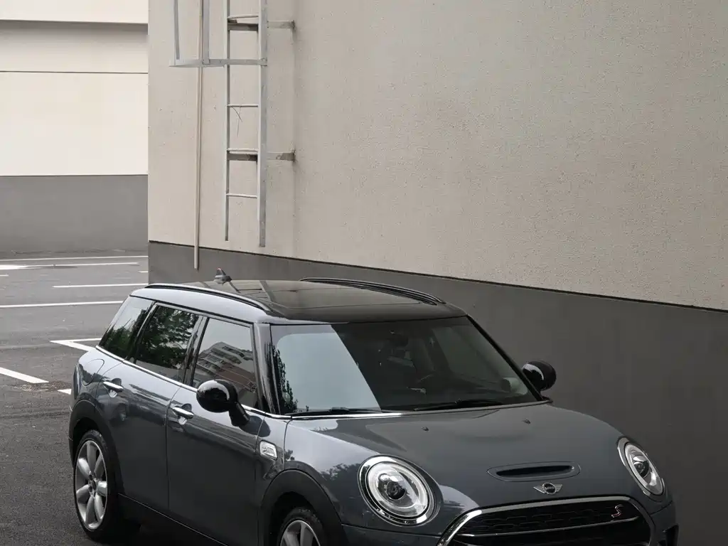 MINI Clubman 2016 — фото 1
