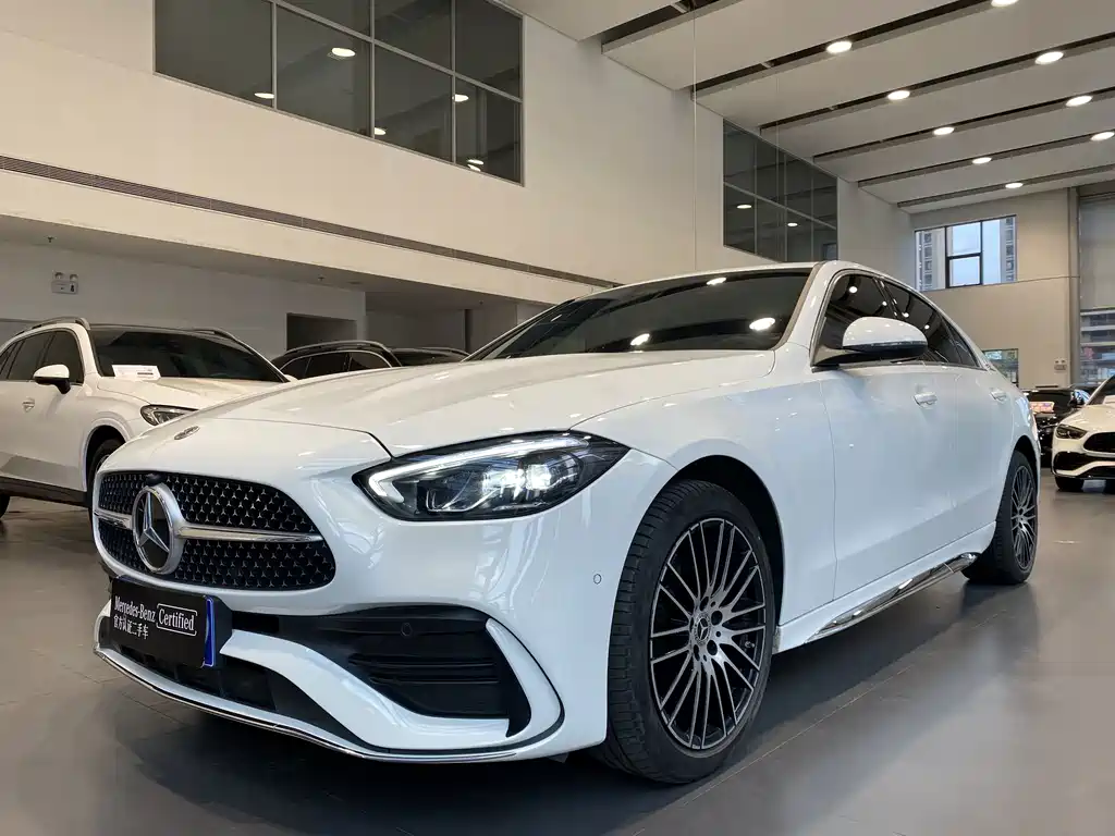Mercedes-Benz C-Class 2024