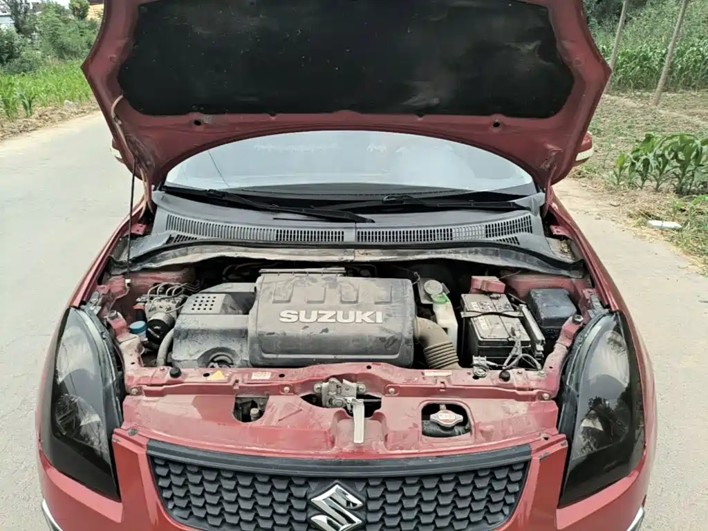 Suzuki Swift 2015 — фото 20