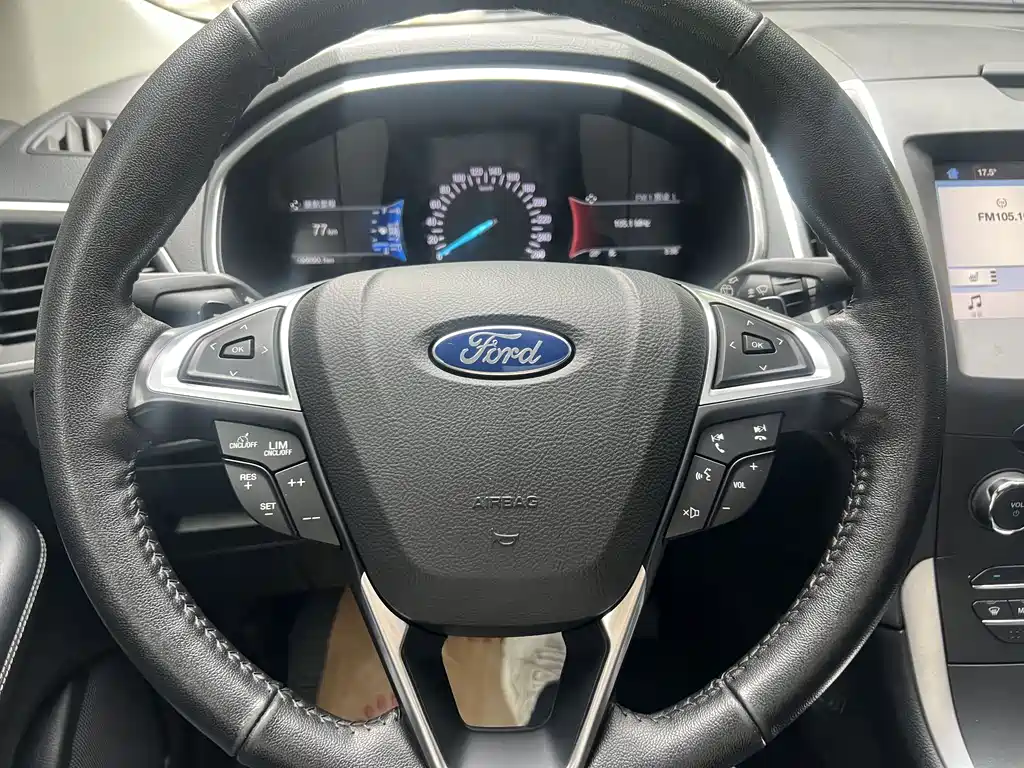 Ford Edge 2017 — фото 13