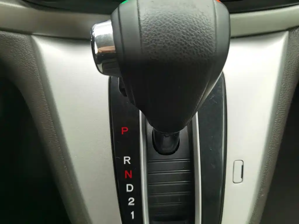 Honda CR-V 2015 — фото 13