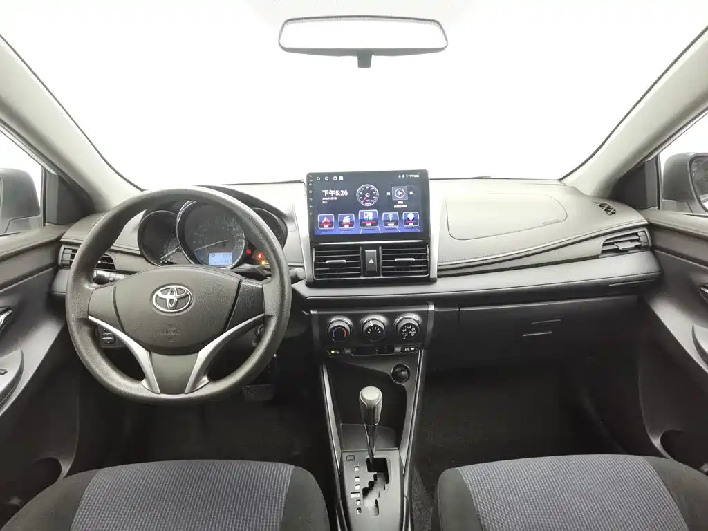 Toyota Yaris L 2016
