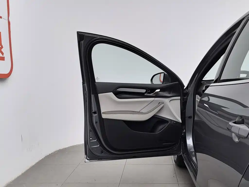 BYD Qin PLUS 2024 — фото 8