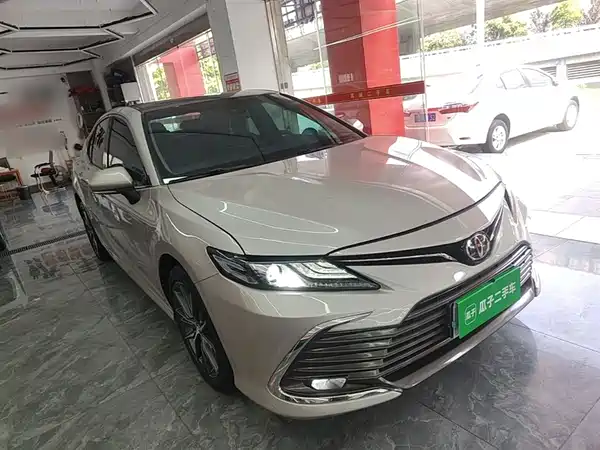 Toyota Camry 2021