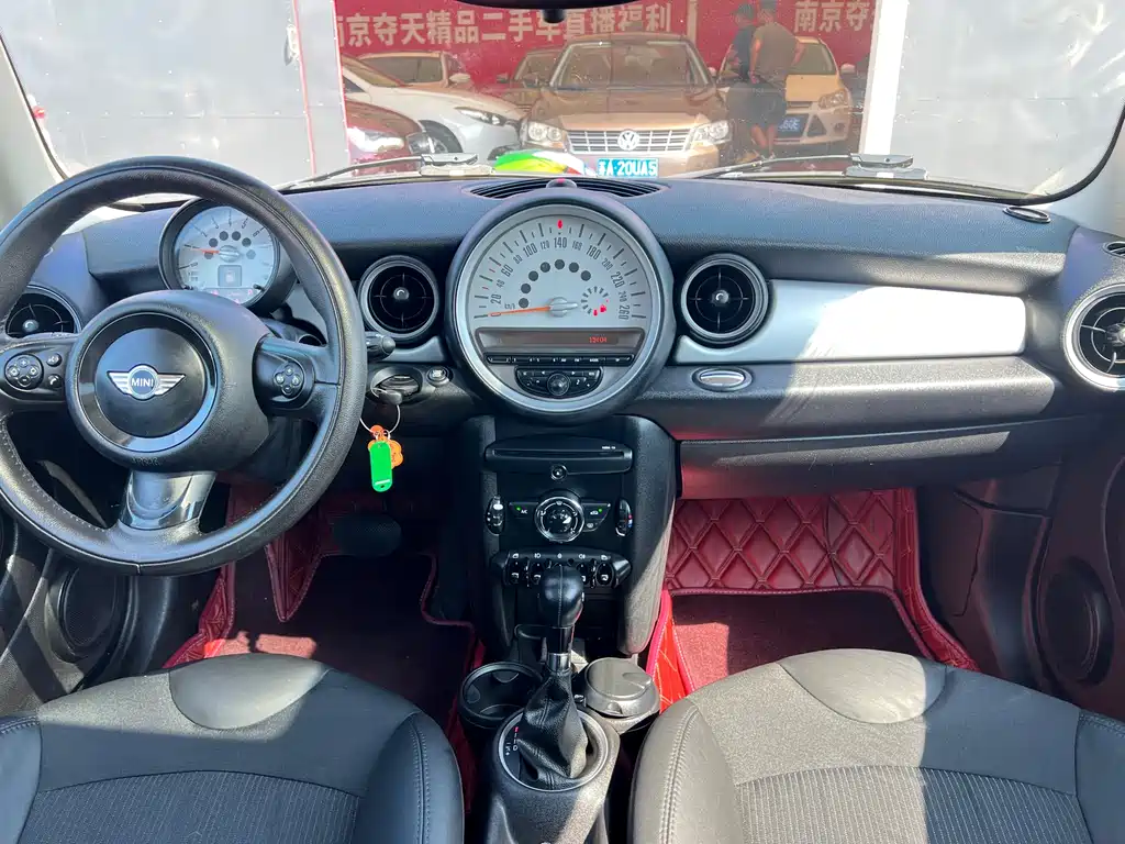 MINI Clubman 2012 — фото 16