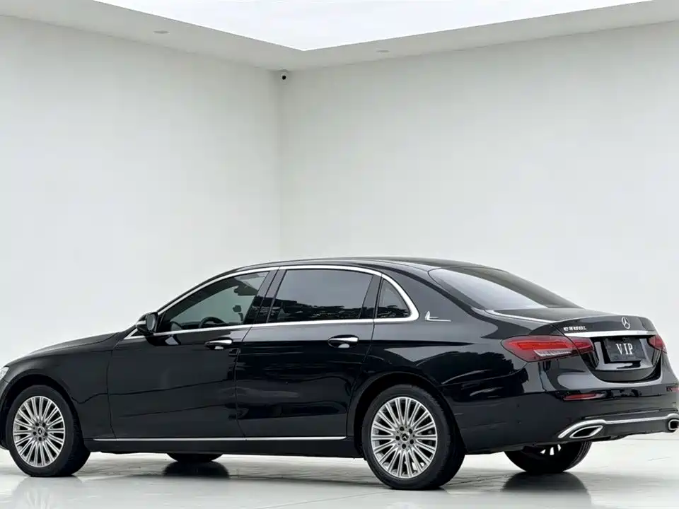 Mercedes-Benz E-Class 2021 — фото 9