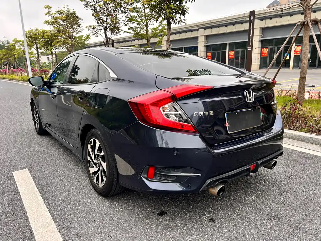 Honda Civic 2017 — фото 5