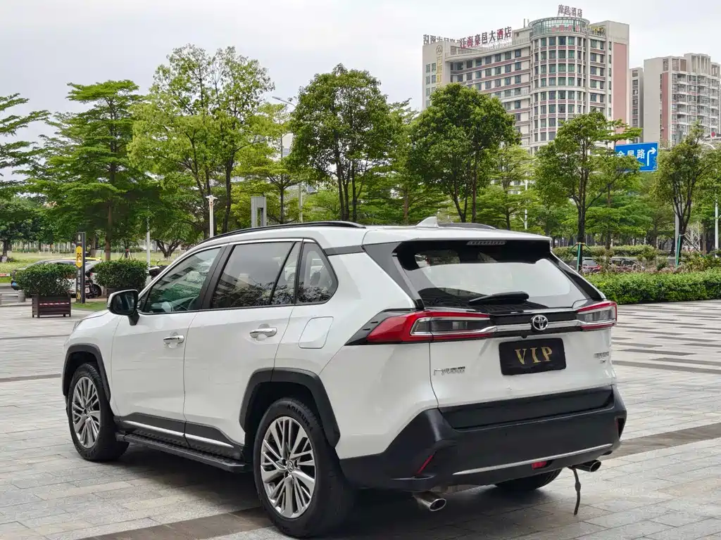 Toyota Wildlander 2021 — фото 15