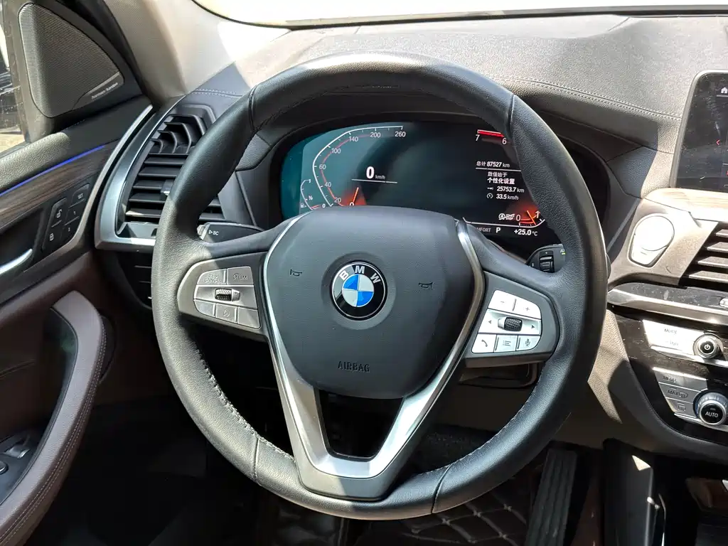BMW X3 2021 — фото 16