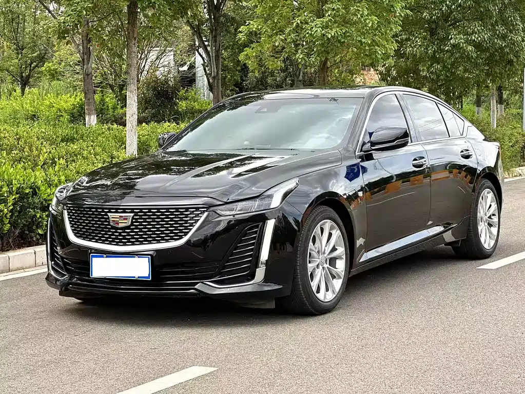 Cadillac CT5 2022 — фото 1