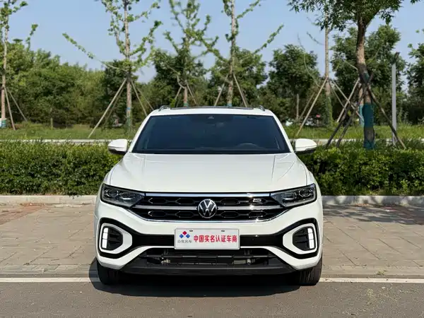 Volkswagen T-Roc 2024
