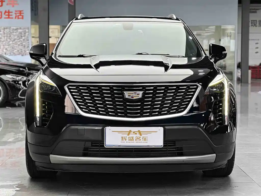 Cadillac XT4 2020 — фото 1