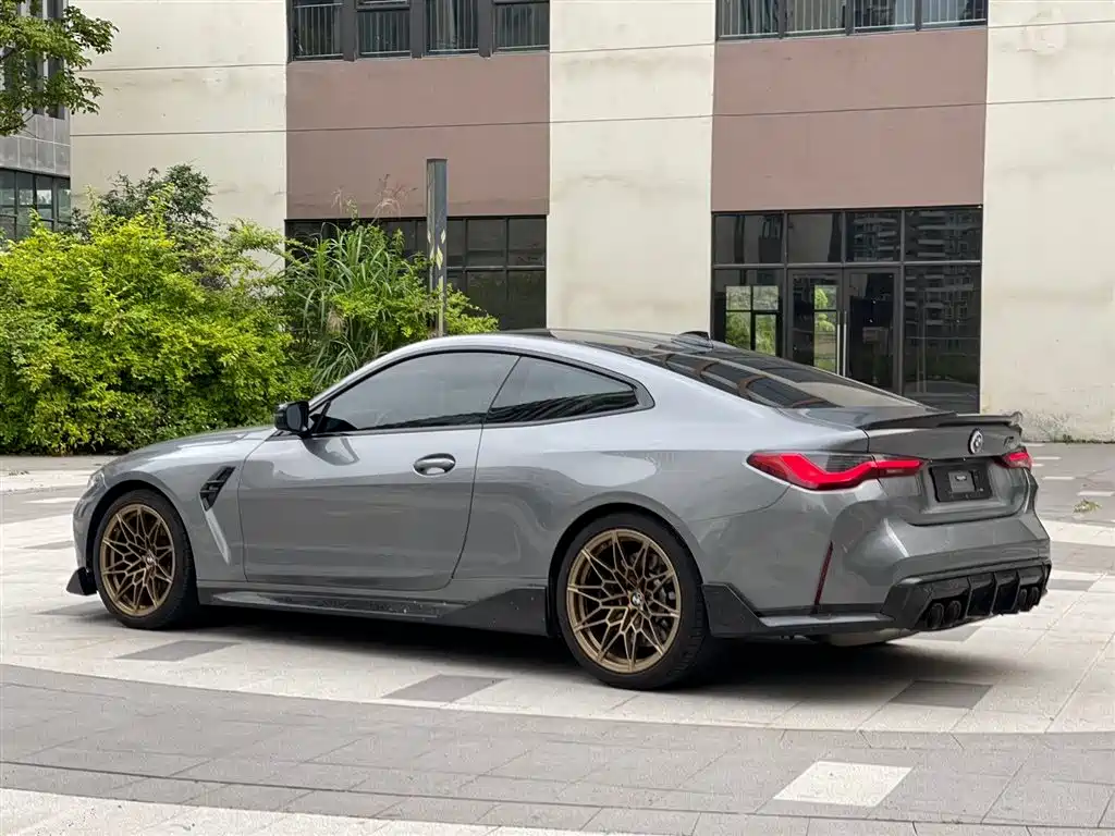 BMW M4 2023