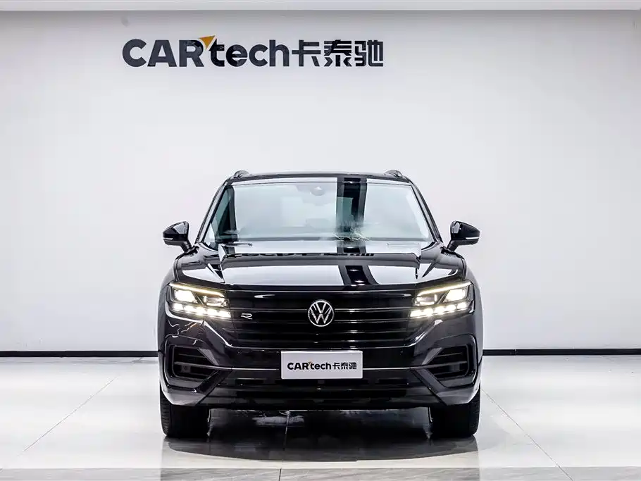 Volkswagen Touareg 2021 — фото 1