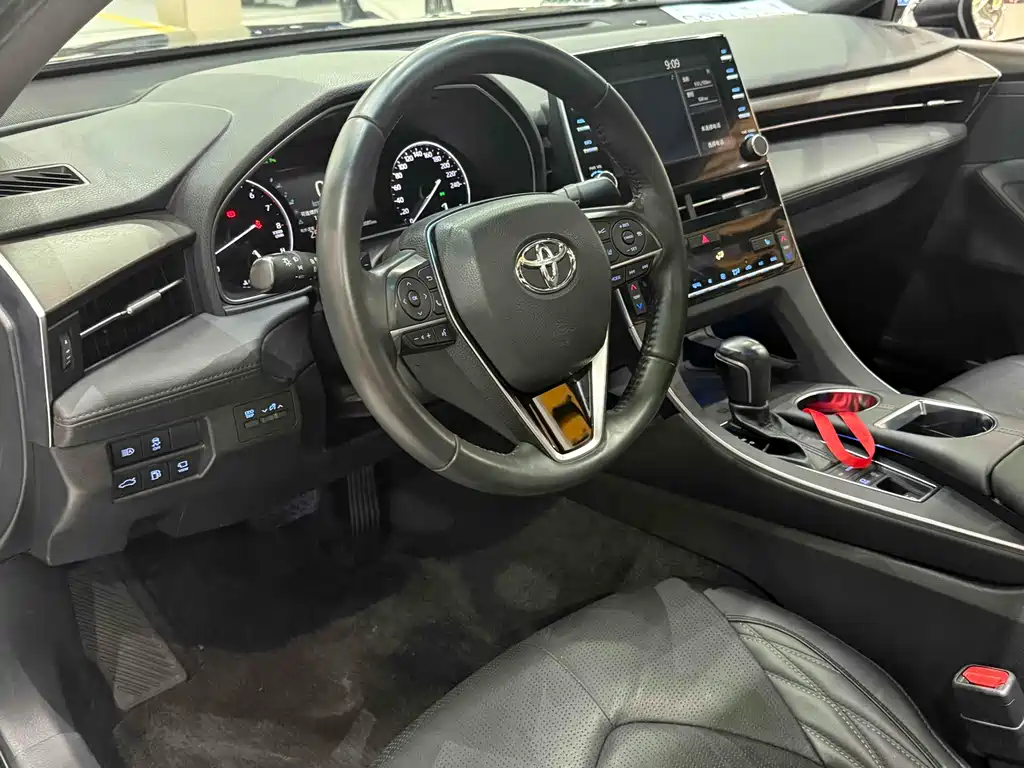 Toyota Avalon 2019 — фото 11