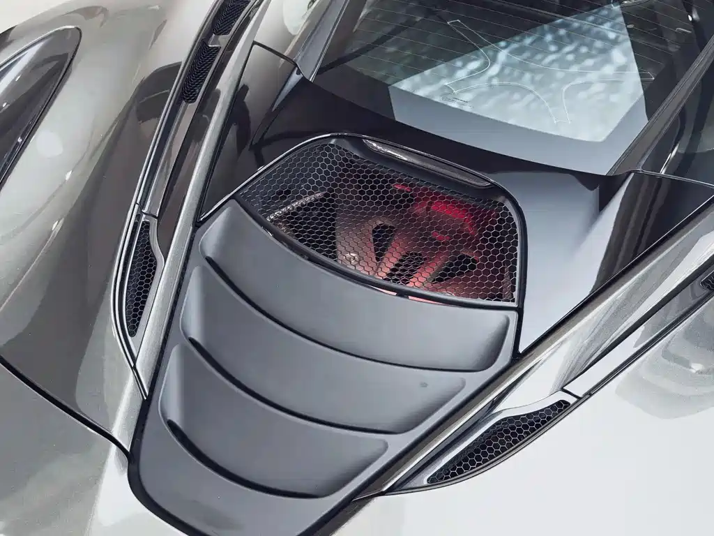 McLaren 720S 2018 — фото 6