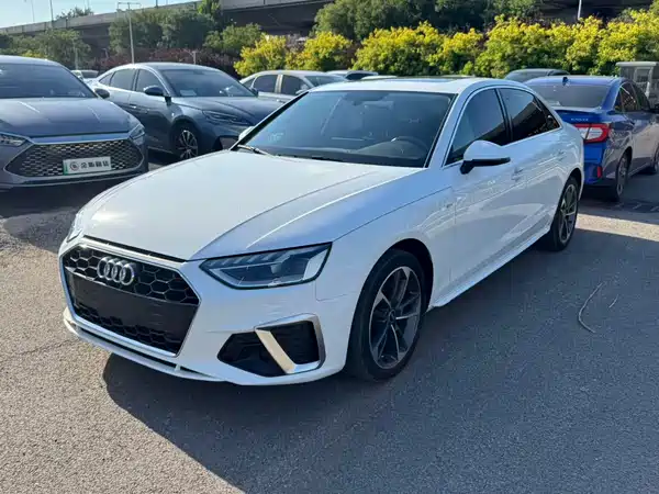 Audi A4L 2023