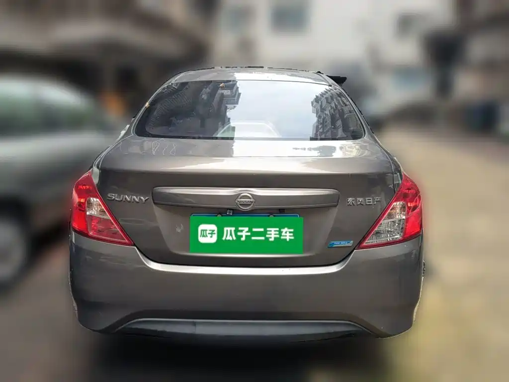 Nissan Sunny 2016 — фото 4