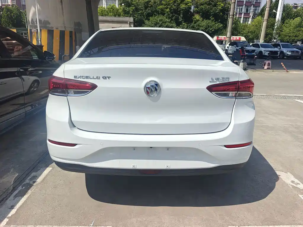 Buick Excelle 2021